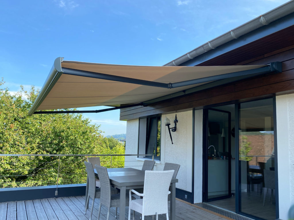 https://www.removo.fr/wp-content/uploads/2025/06/Compacto-store-terrasse-1024x768-1.jpg